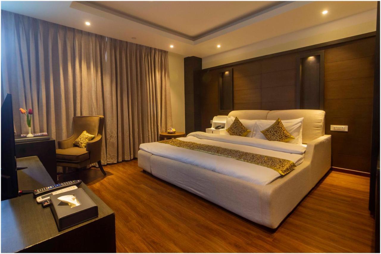 Hotel The Kingsbury Birtamode Ngoại thất bức ảnh