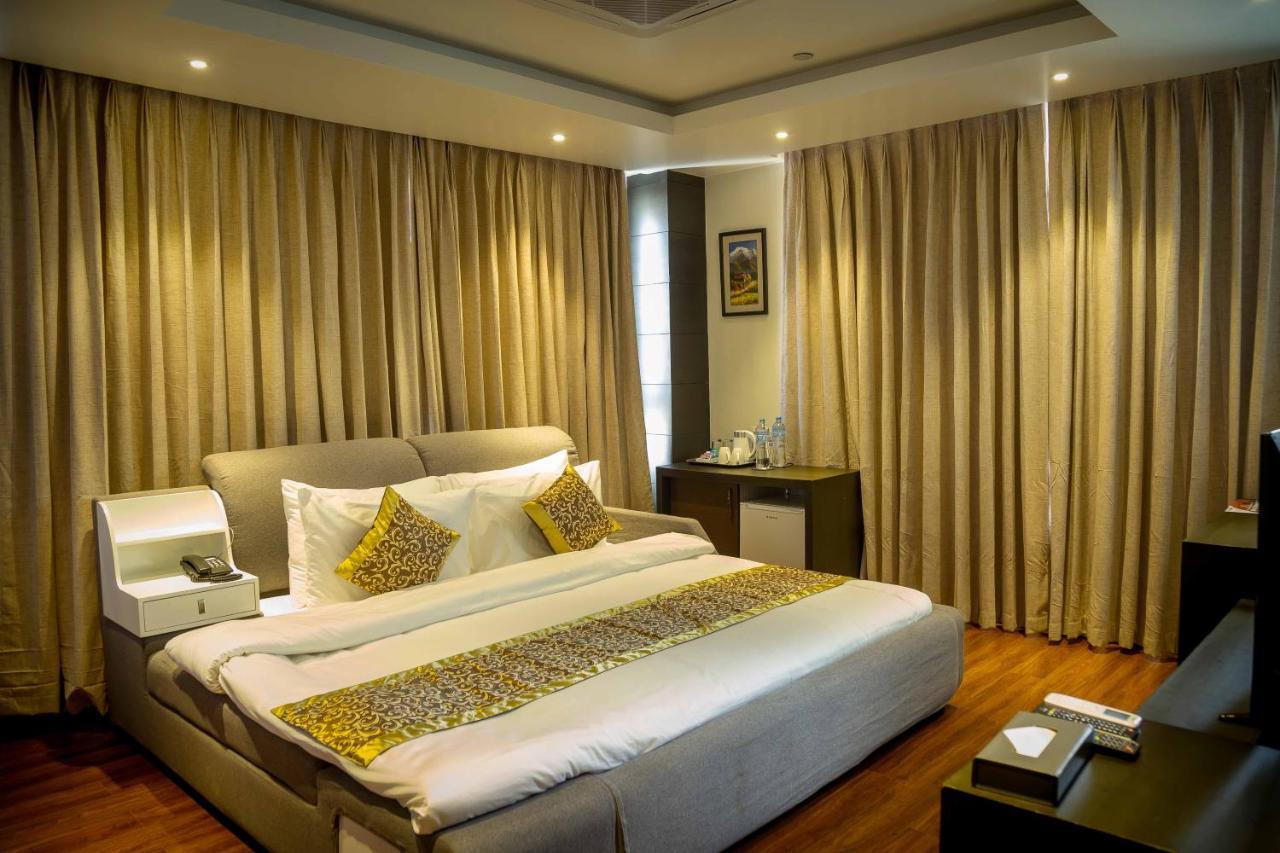 Hotel The Kingsbury Birtamode Ngoại thất bức ảnh